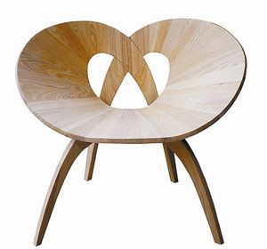 中國"坐"品亮相米蘭 產(chǎn)品融合當(dāng)代元素及哲學(xué)